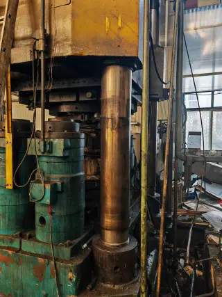 Пресс гидравлический ПА2642 ус.1600 тонн, ПА2638 ус.630 тонн, изотермическая штамповка, титан, лопатка, ПА2646, ДА2238, ДБ2240