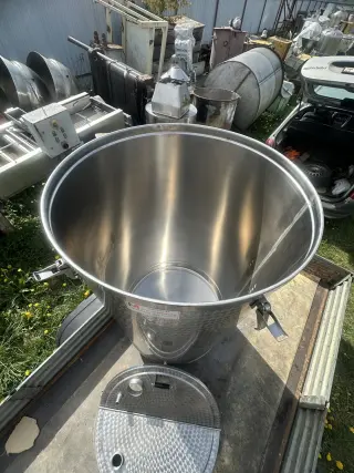 Ёмкость нержавеющая 0.6 м3