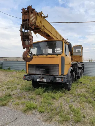 Автокран Ивановец 25 тонн 45717А-1
