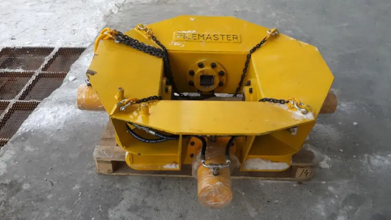 Оборудование для срубки свай от 300 до 400 «PILEMASTER» TYPE II