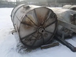 Емкость накопительная нж сталь 4,5 м3