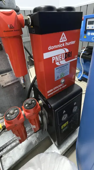 ERSA SMARTFLOW 2020 + Генератор азота MAXIGAS N2MID600 Комплект с осушителем Parker domnick hunter PNEUDRI DME012 S