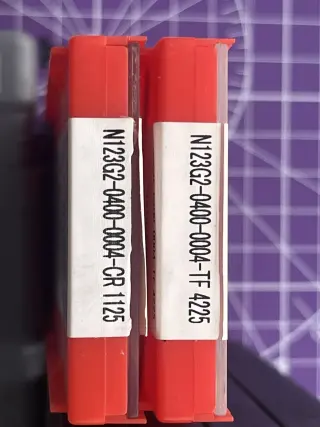 Резец отрезной канавочный MGER2525-3C (+ ПАЧКА ПЛАСТИН SANDVIK - 10 пластин, толщ 3мм)