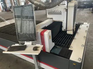 Лазерный станок KMT 3015 L1-3000W
