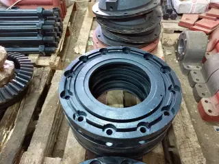 Крышка щеки 104910200110 дробилки СМД-110