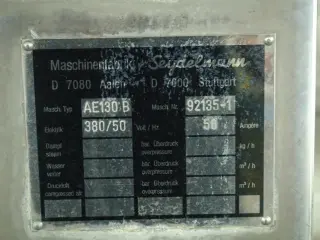 Автоматический волчок мясорубка Seydelmann AE130 B с подъемником