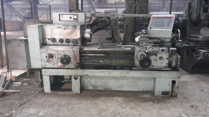 Токарный станок 1К62Д