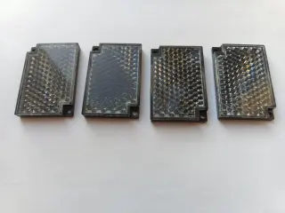 E39-R1 Omron Япония Рефлектор для оптических датчиков