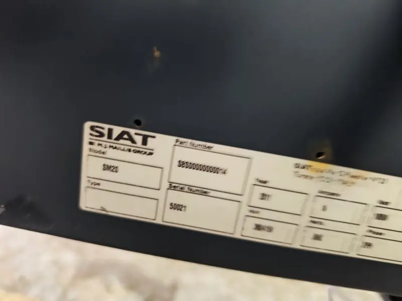 полуавтоматический заклейщик коробов SIAT SM20