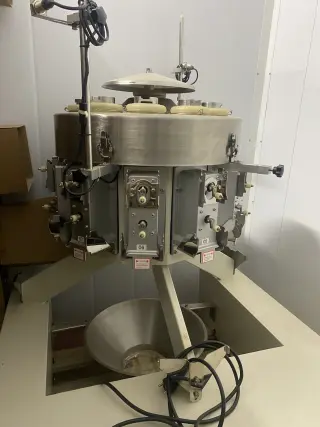 ЛИНИЯ УПАКОВКИ ФЛОУ-ПАК ВЕРТИКАЛЬНАЯ SZ-V-420