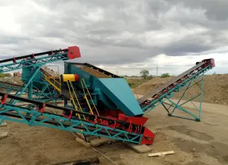 Полумобильный дробильно-сортировочный комплекс 200-250 т/ч