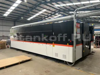 Высокомощный оптоволоконный лазерный станок в защитной кабине XTC-1560GP/40000 Raycus 5axis