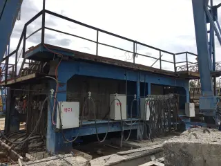 Кассетная установка СМЖ для производства стеновых панелей