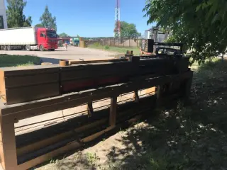 21-60-8003/5 Автоматический форматно-раскроечный станок SCM