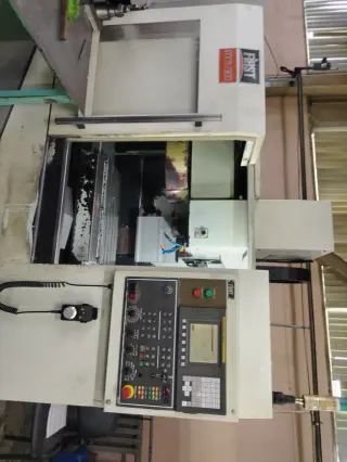 Фрезерный обрабатывающий центр First MCV-300