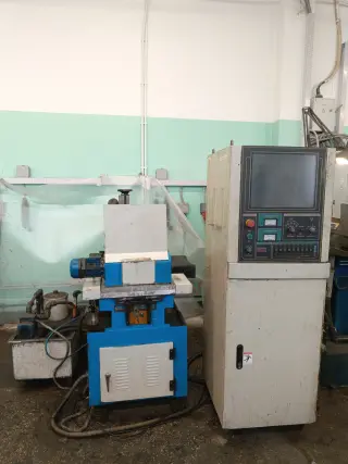 Электроэрозионный проволочно-вырезной станок DK7720