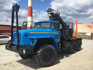 Новый лесовоз Урал 2026 г.в. с манипулятором Госсубсидия