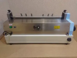 Клеемазательная машина