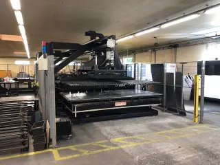 MAZAK Super turbo x-3015