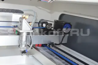 Лазерно-гравировальный станок с ЧПУ LM 1390 PRO NEW 130W