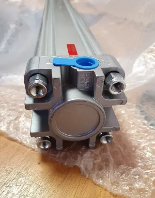 Пневмоцилиндр Univer K2000631200