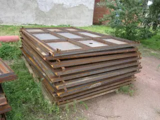 Щиты металлические, 3010 х 2013 мм