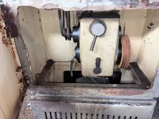 Шлифовальный станок 3926 48202