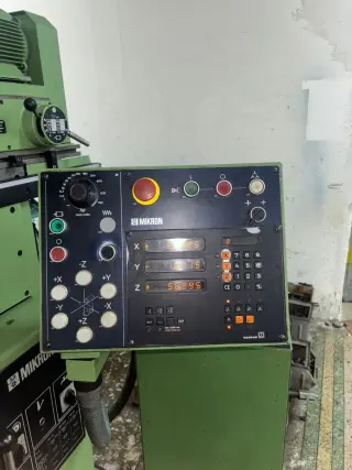 Универсальный фрезерный станок с УЦИ Mikron WF3SA