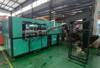 Автоматическое оборудование для линии розлива газированной, негазированной воды в ПЭТ тару объемом 0,25-2,0 л