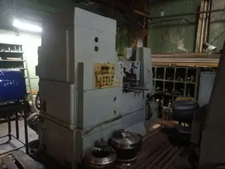 Зубофрезерный станок 53А50Н
