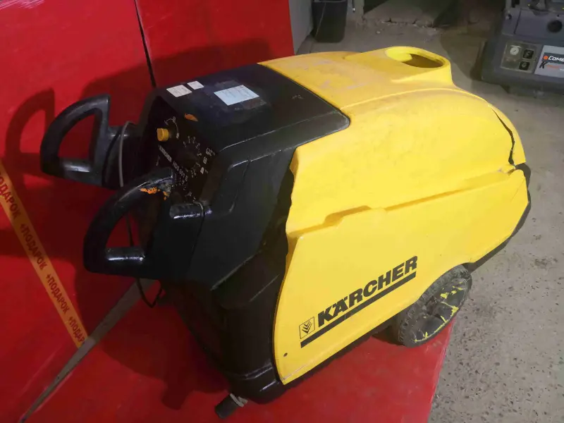 Моющий аппарат Karcher HDS 801E на запчасти