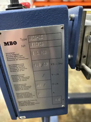 Фальцевка МВО Т530 клей 2гол 4+6+нож+приемный стол