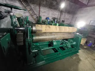 Вальцы И2222 катают 16х2000 мм