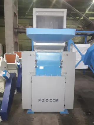 дробилка PZO – 400 - DM для ПЭТ бутылок и ящиков