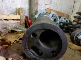 Вал эксцентриковый КСД-1200, КМД-1200 2-105517