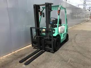 Вилочный погрузчик Mitsubishi KFG20-KF4A, на 2 тонны