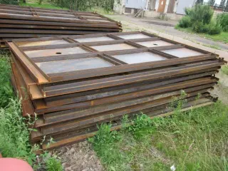 Щиты металлические, 3010 х 2013 мм