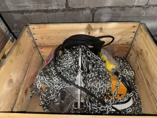 Электролебёдка LIFTKET 071/95, 800 кг, цепь 160 м