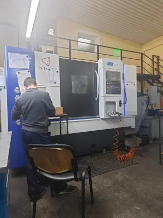 Токарно фрезерный станок с чпу бу Z-mat DT500 E