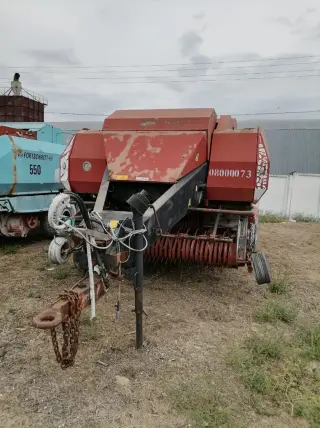 Пресс-подборщик Case IH 550с