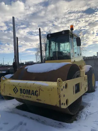 Грунтовый каток Bomag BW 211 D-40