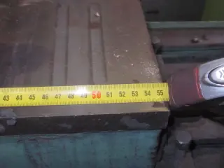 Тиски станочные, плиты магнитные,синусные столы
