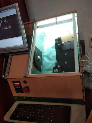 Настольный токарный станок с чпу по металлу и не металлу