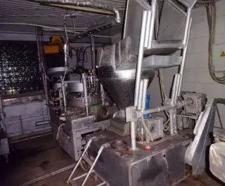 Дозатор тушенки