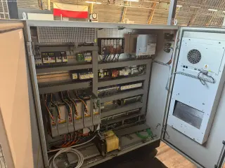 Обрабатывающий центр для профилей ELUMATEC SBZ 140