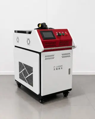 Лазерный станок IT-LM-F200F- для очистки металла от ржавчины, коррозии и т.п