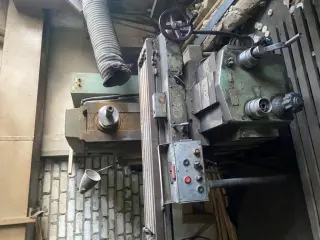 6Т82Г горизонтально-фрезерный станок
