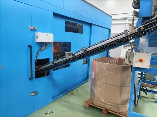 Комплектная линия розлива газ. и негаз. воды 6000 бут/час в ПЭТ 1,5л, 8000 бут/час 075л