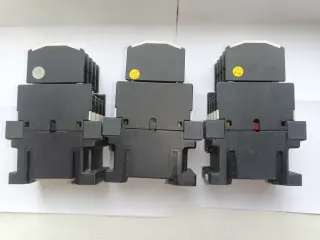 Moeller DiL00AM 3NO контактор 20A 230VAC 50Hz