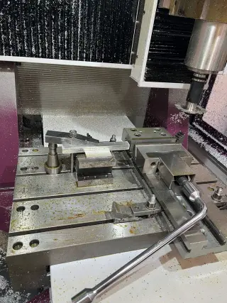 Фрезерно-гравировальный станок TG 600x400, шпиндель 4,5 кВт с пневмо зажимом